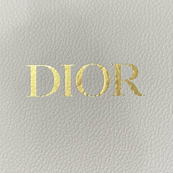 DIOR White Gift Box Set Dior Tissue Paper Card and Shipping Box - Picture 3 of 8